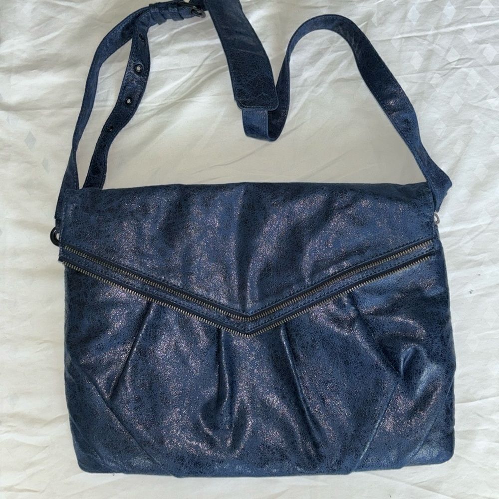 NWOT Matt & Nat Live Beautifully padded vegan suede.